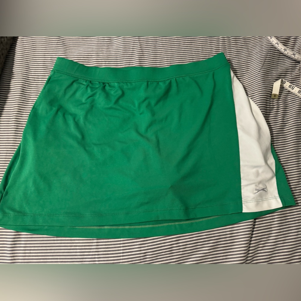Women’s Slazenger golf/tennis skort